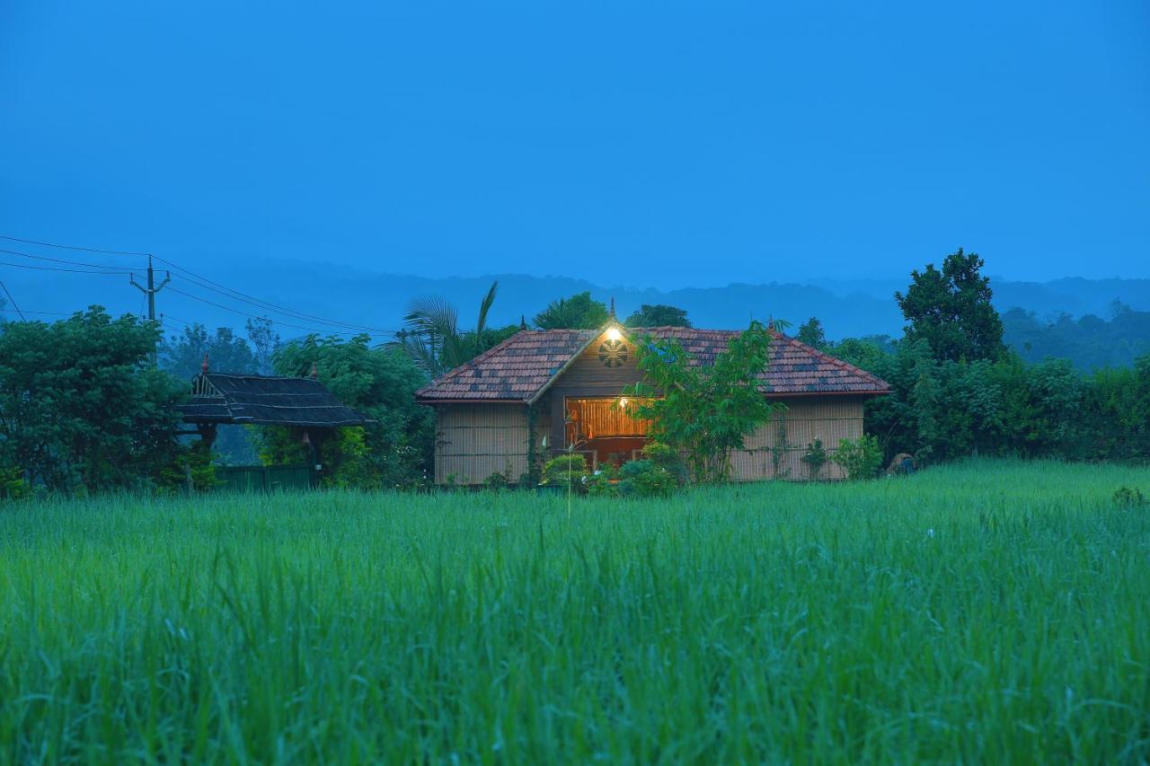 Koomankolly Resort Thirunelly Exterior foto